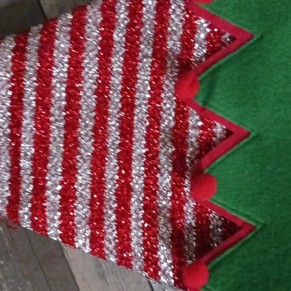 Christmas ELF HAT - Picture 2 of 5